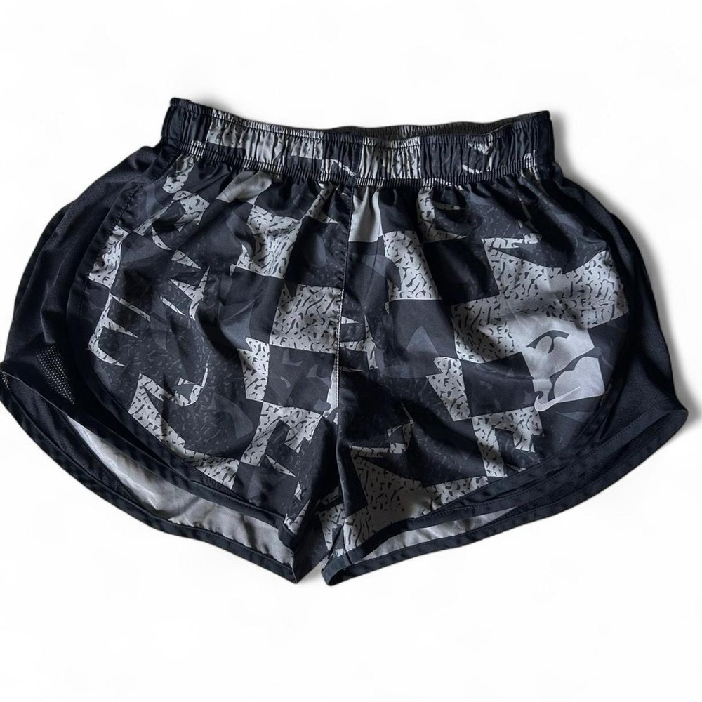 Nike Tempo Dri-FIT Running Shorts – M – Geometric Black/Gray